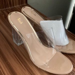 Clear nude heel/She in